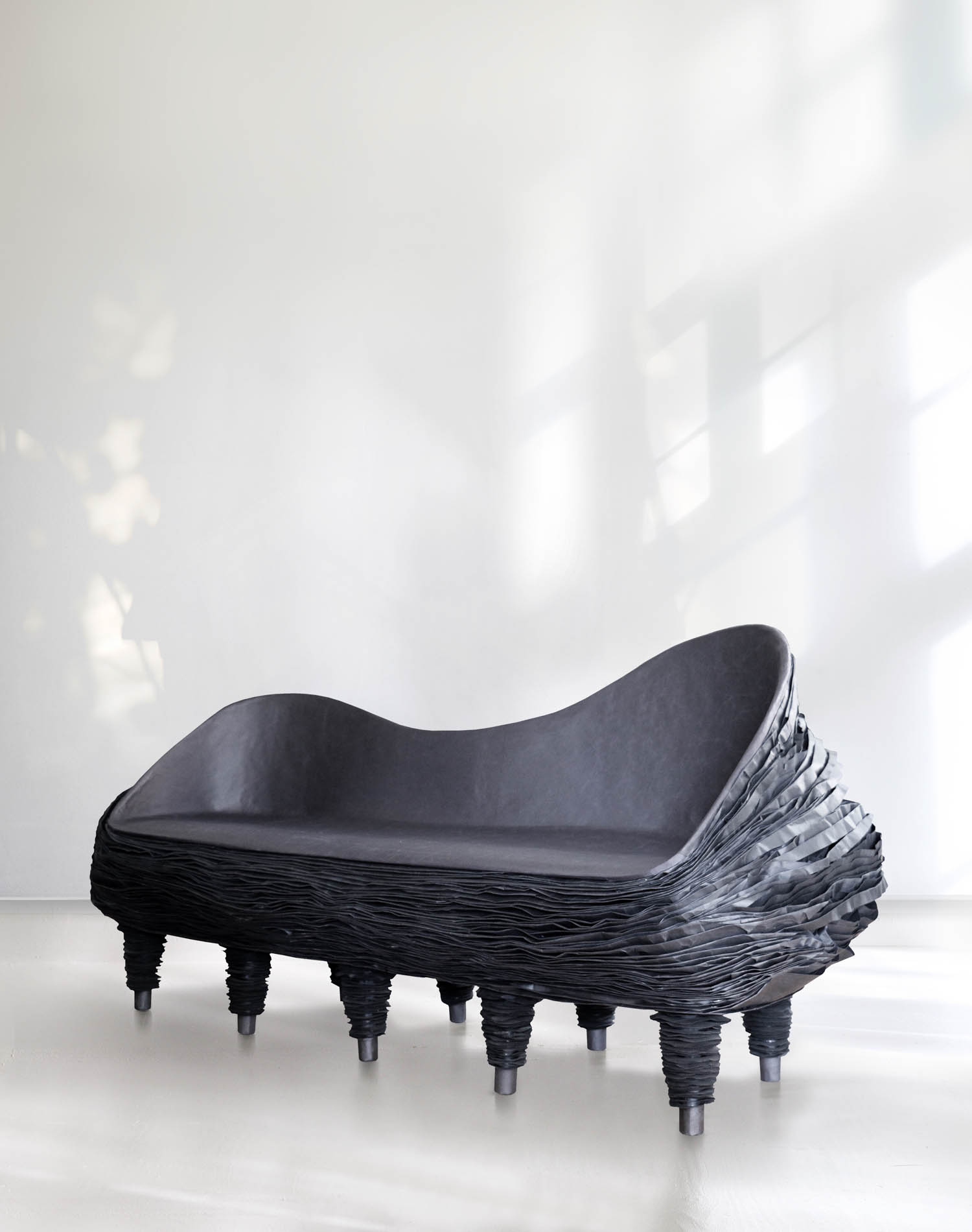 The Duolly sofa in black.