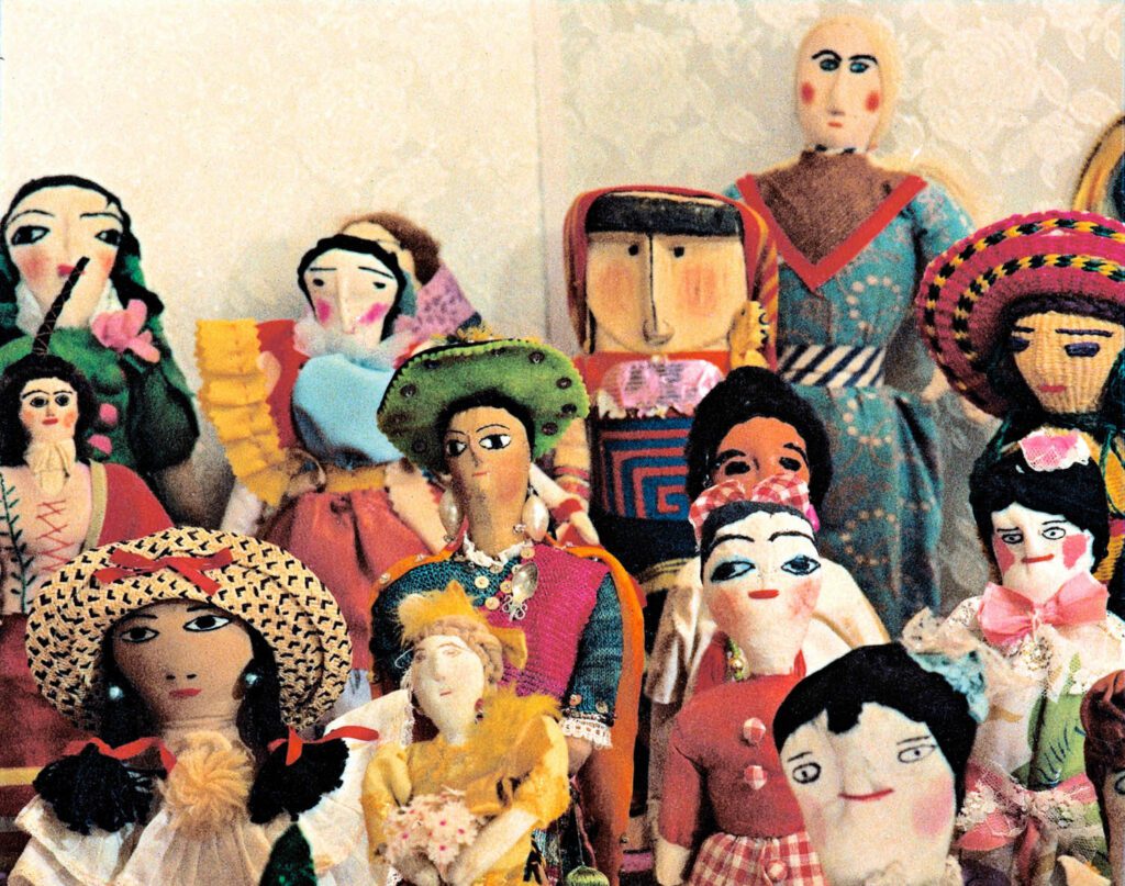 dolls by Alexander Girard