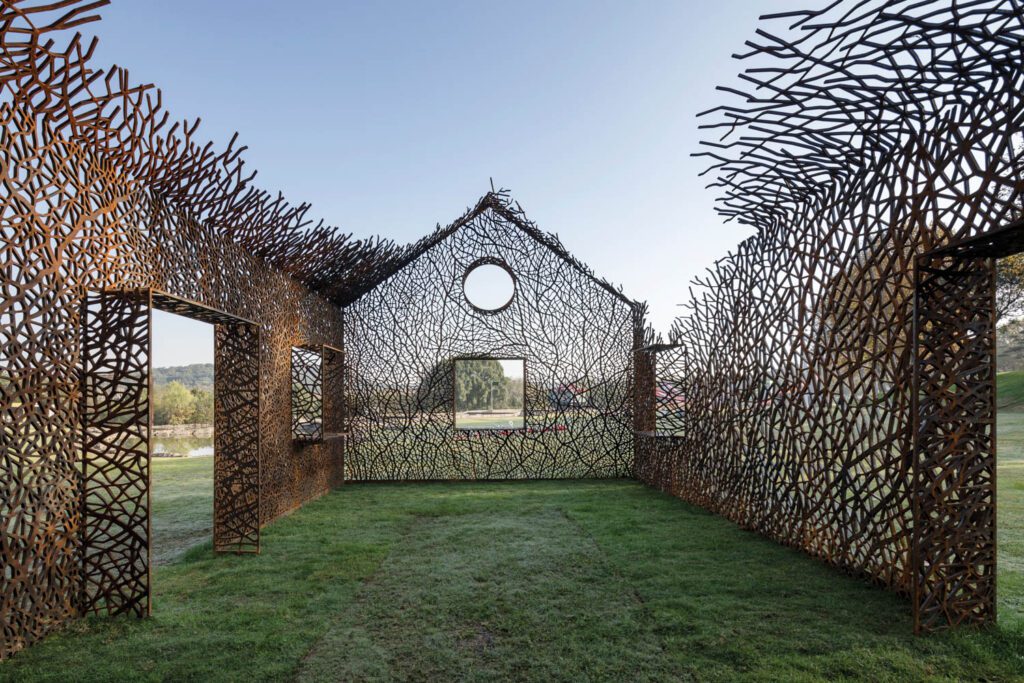 The Vanished House memorial by Field Conforming Studio. 